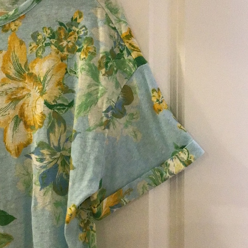 Talbots Blue and Yellow Floral Short Sleeve Top Size L - Picture 9 of 10